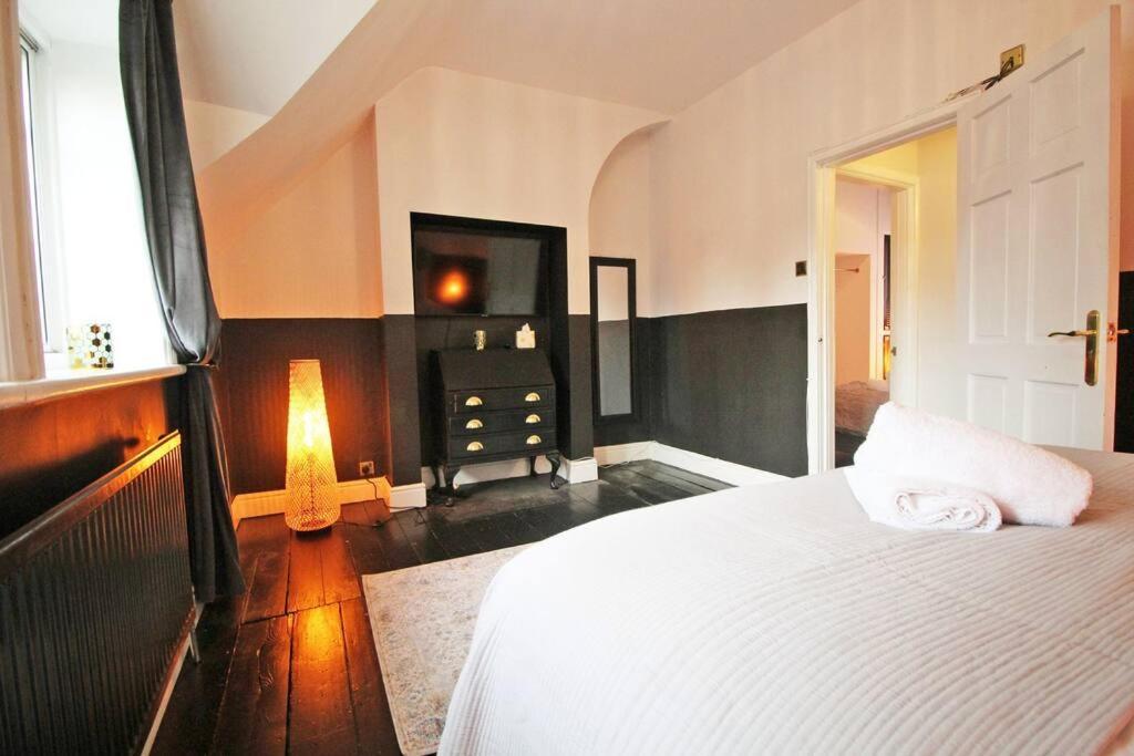 In The Heart Of Chester, Historical & Stylish Eksteriør bilde